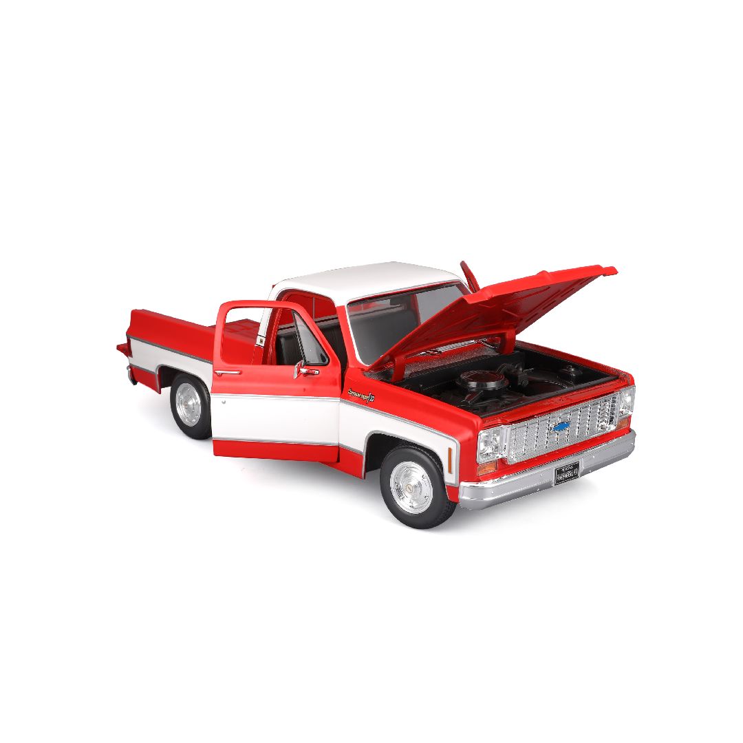 Maisto 1/18 SE 1974 Chevrolet C10 Cheyenne Super - Red/White