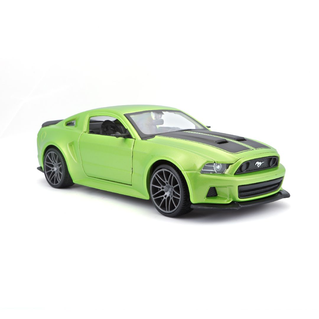 Maisto 1/24 SE 2014 Mustang Street Racer - Metallic Light Green