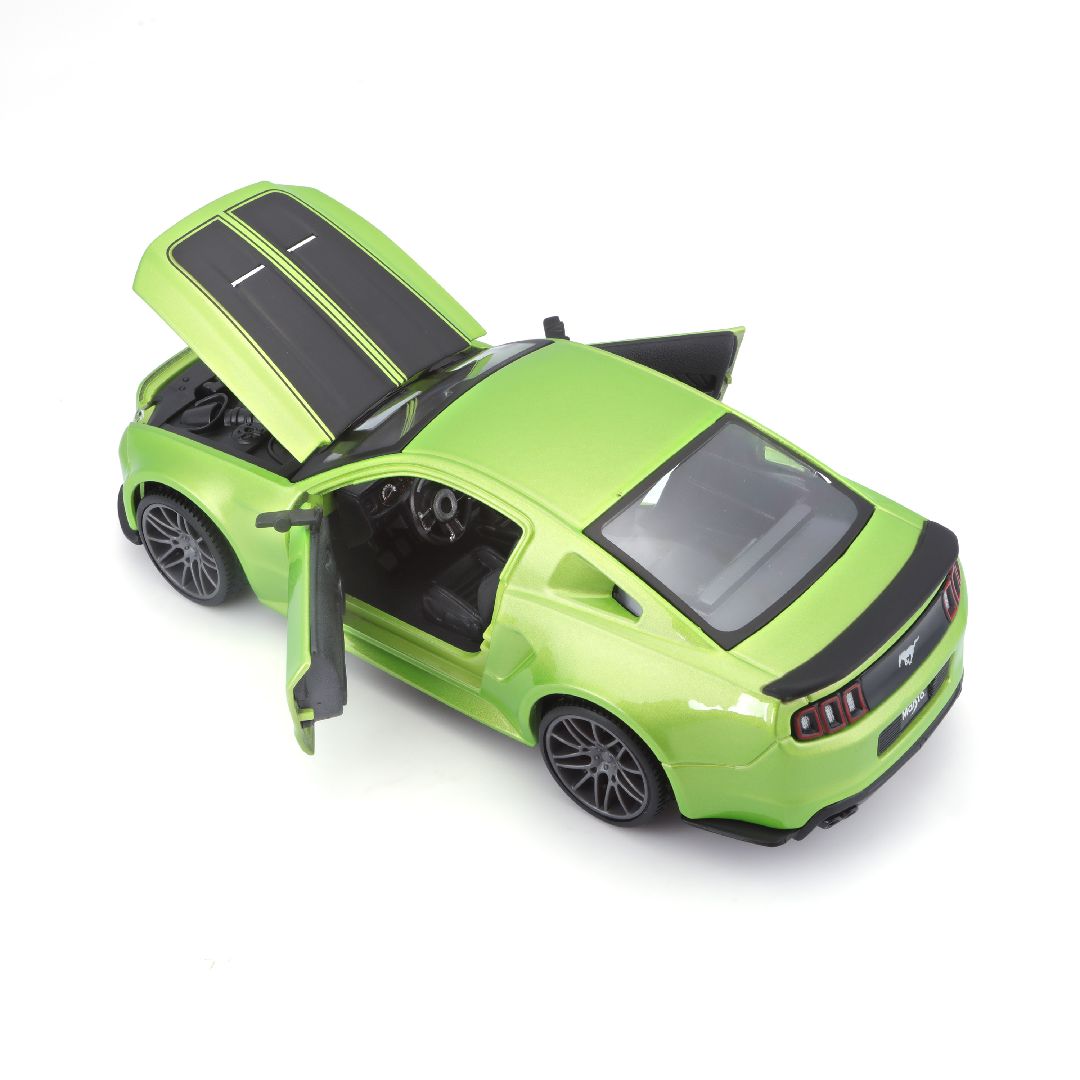 Maisto 1/24 SE 2014 Mustang Street Racer - Metallic Light Green