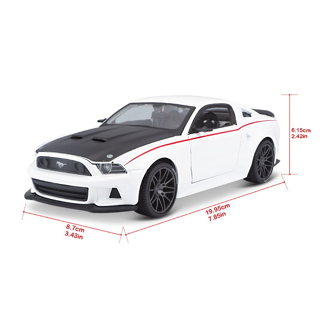 Maisto 1/24 SE 2014 Ford Mustang Street Racer - White