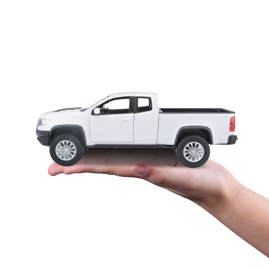 Maisto 1/27 SE 2017 Chevrolet Colorado ZR2 - White