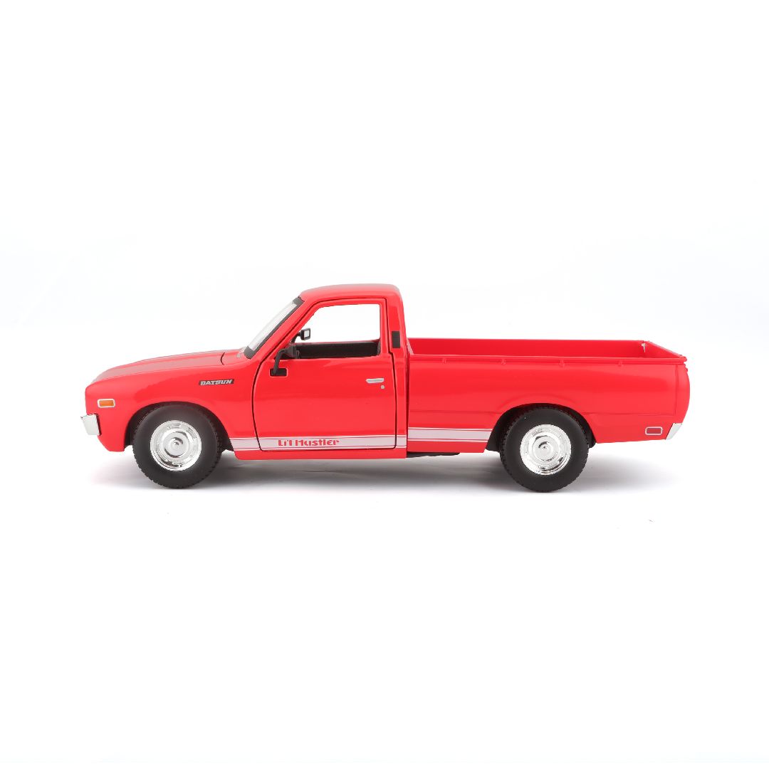 Maisto 1/24 SE 1973 Datsun 620 Pick-up (Red)