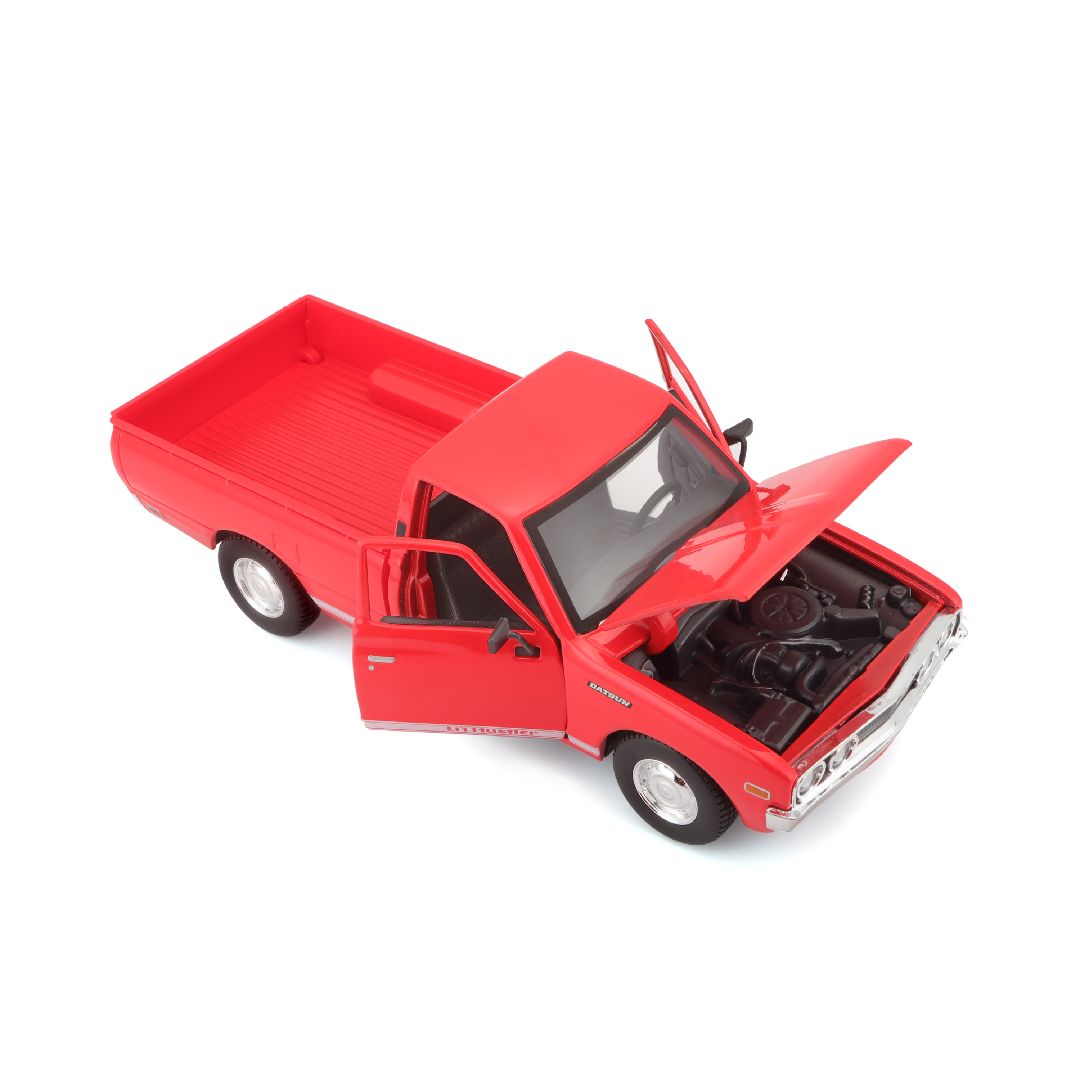 Maisto 1/24 SE 1973 Datsun 620 Pick-up (Red)