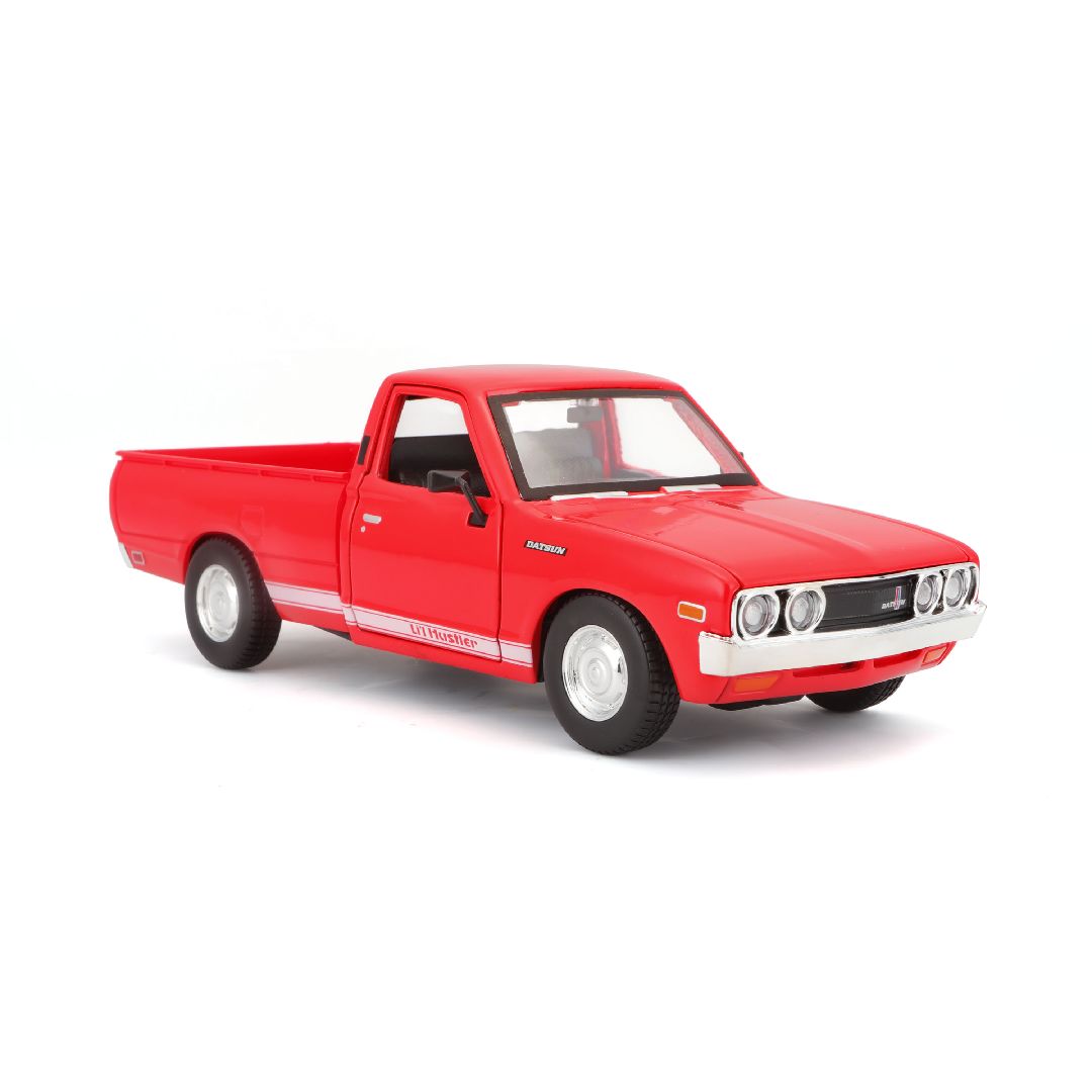 Maisto 1/24 SE 1973 Datsun 620 Pick-up (Red)