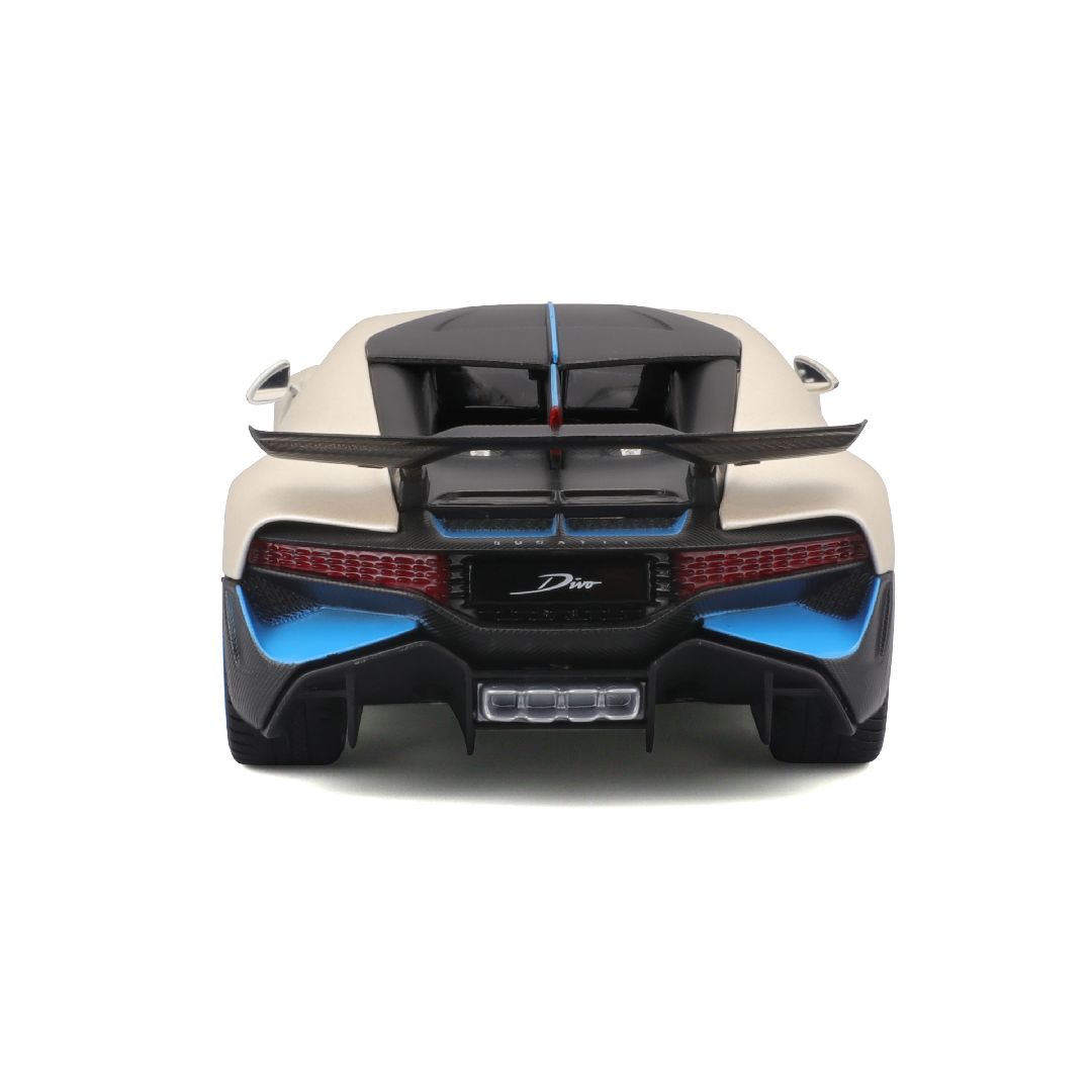 Maisto 1/24 SE Bugatti Divo - Met White