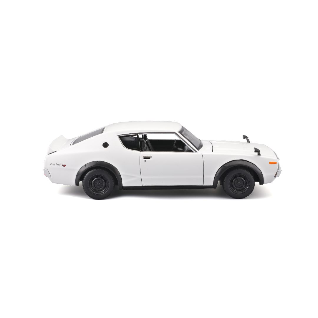Maisto 1/24 SE 1973 Nissan Skyline GT-R - White