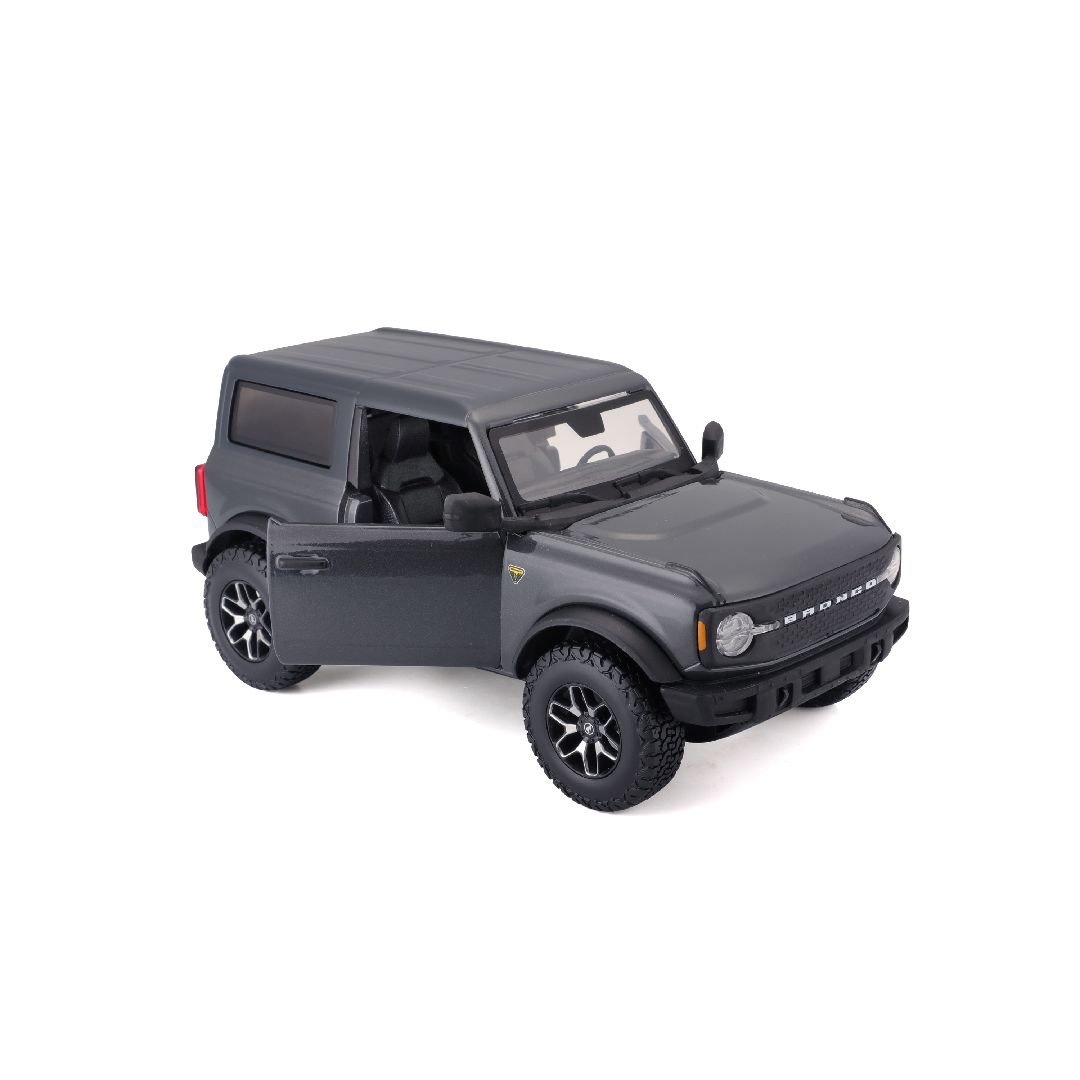 Maisto 1/24 SE 2021 Ford Bronco Badlands 2 dr. - Grey