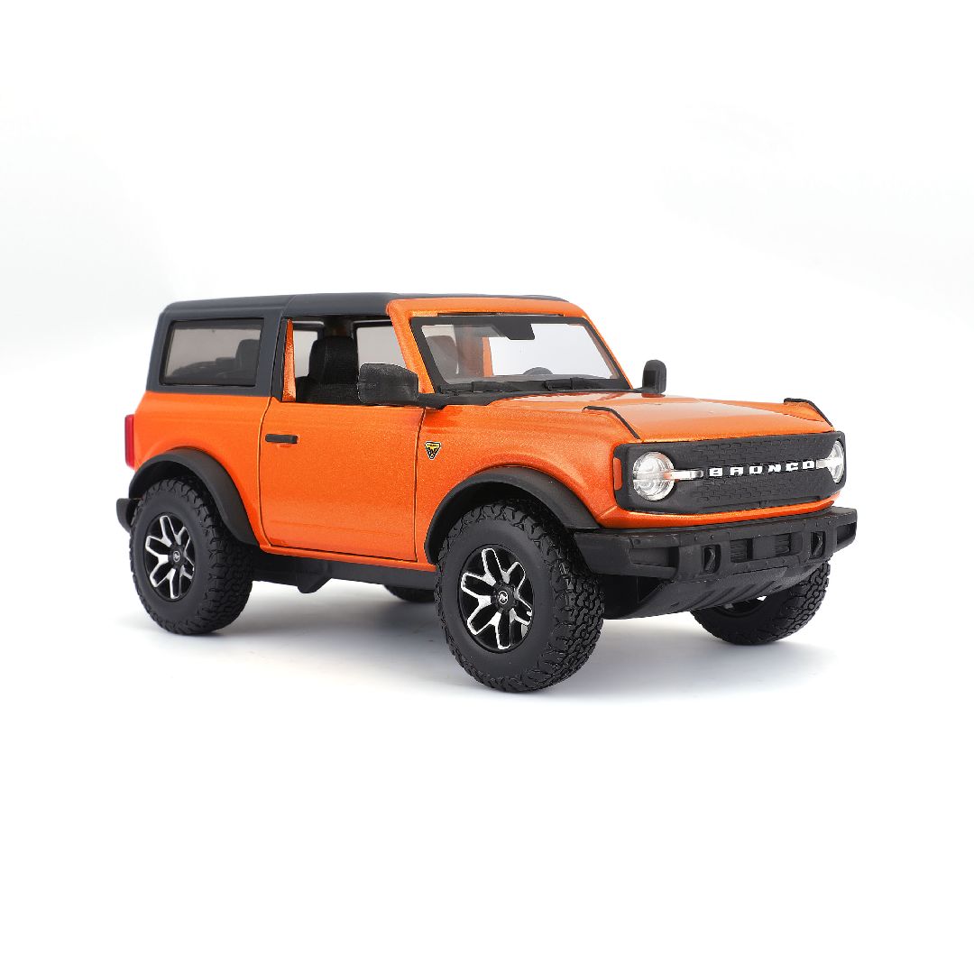 Maisto 1/24 SE 2021 Ford Bronco Badlands 2 dr. - Orange
