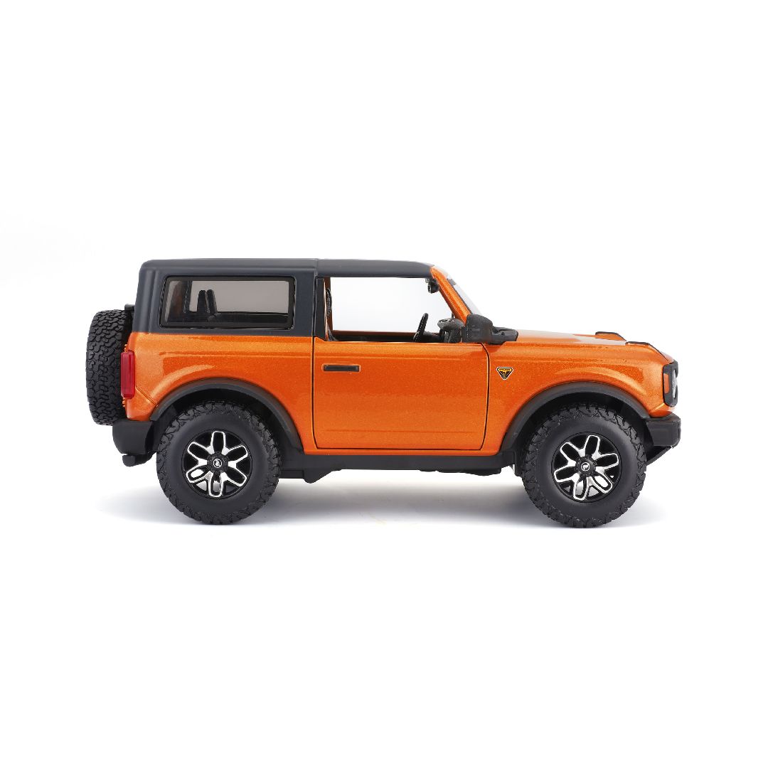 Maisto 1/24 SE 2021 Ford Bronco Badlands 2 dr. - Orange
