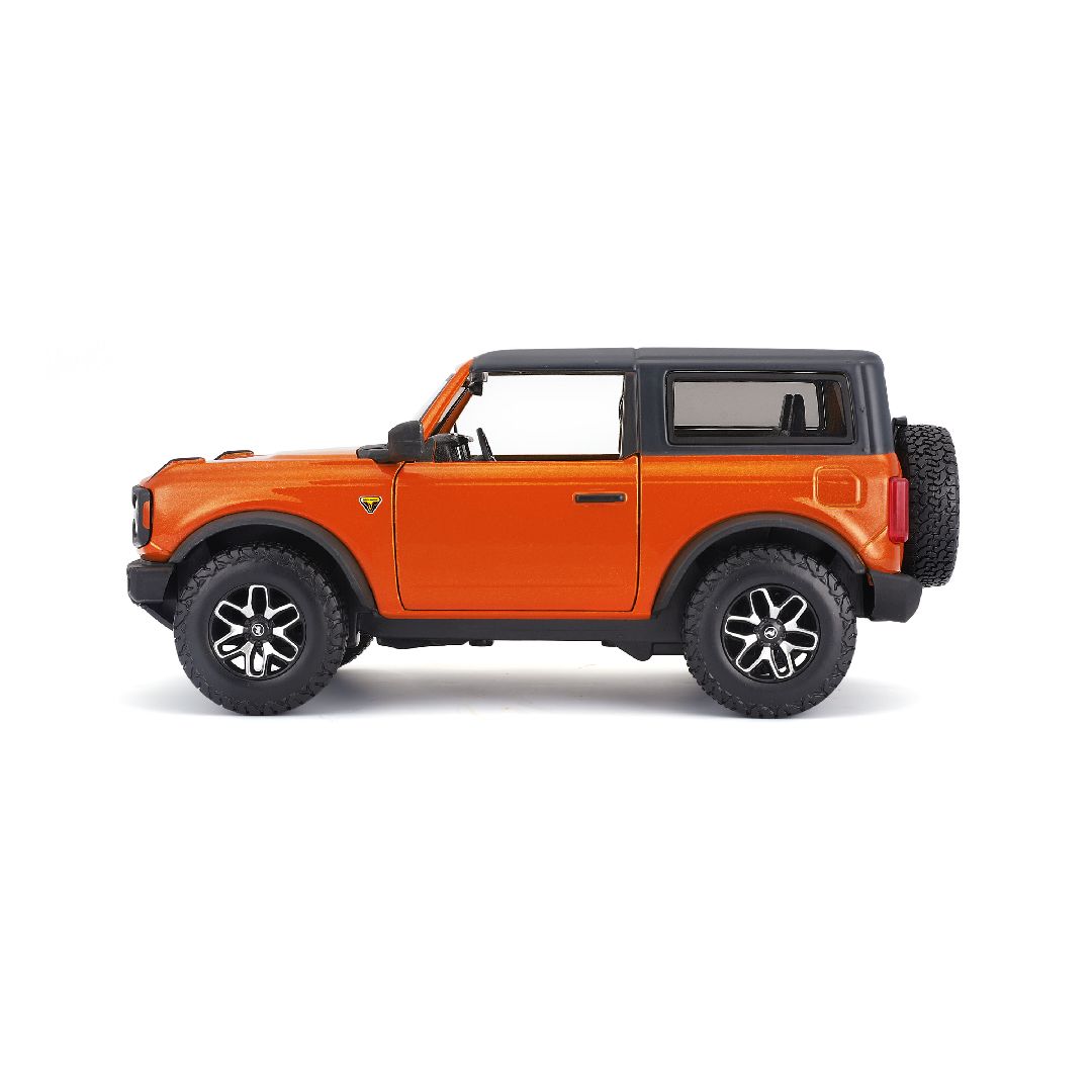 Maisto 1/24 SE 2021 Ford Bronco Badlands 2 dr. - Orange