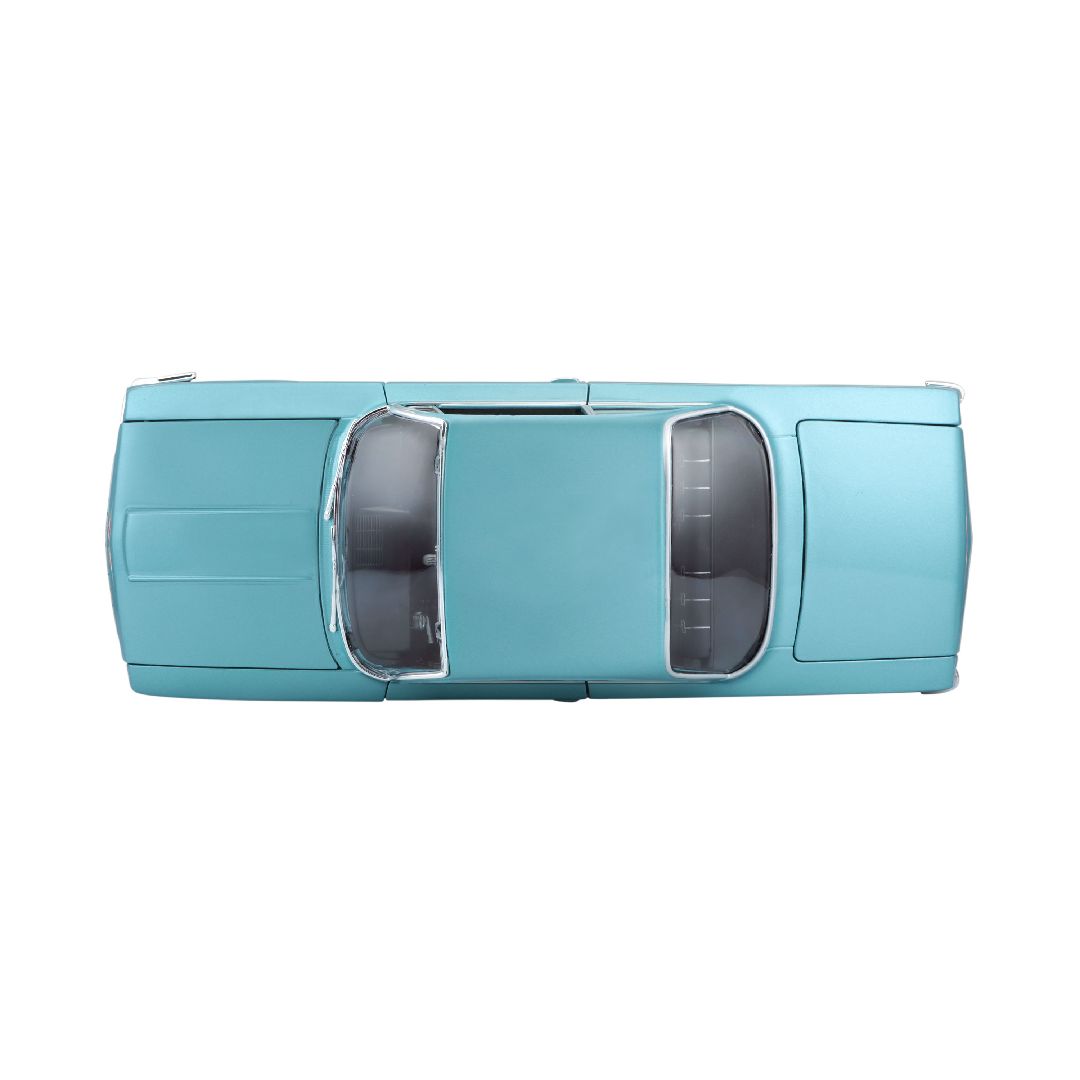 Maisto 1/18 SE 1962 Chevrolet Bel Air - Metallic Light Blue