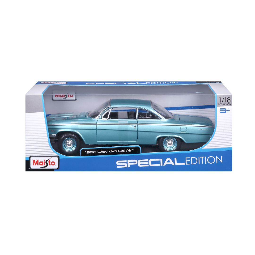 Maisto 1/18 SE 1962 Chevrolet Bel Air - Metallic Light Blue
