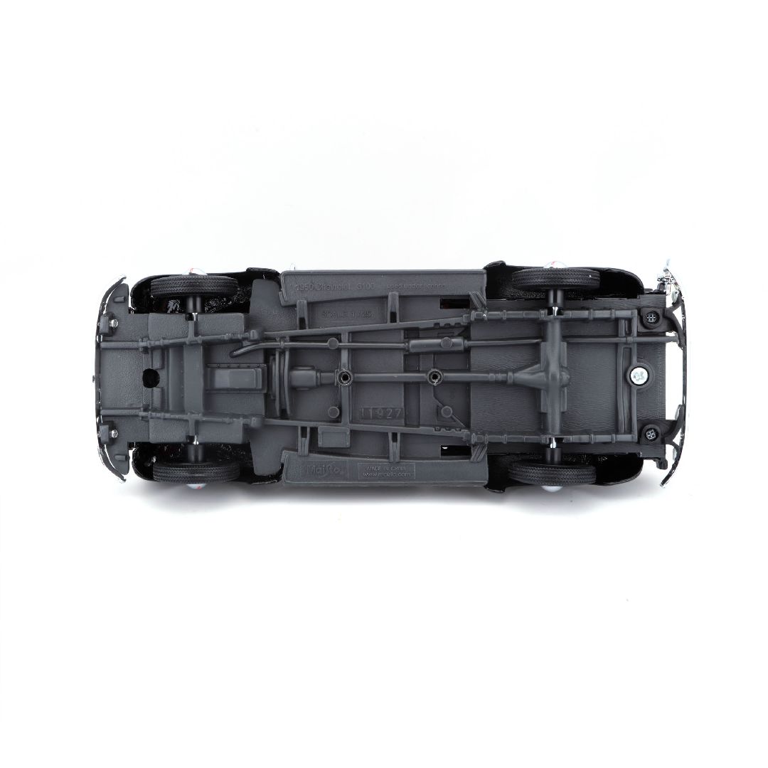 Maisto 1/25 SE 1950 Chevrolet 3100 Pickup - Black