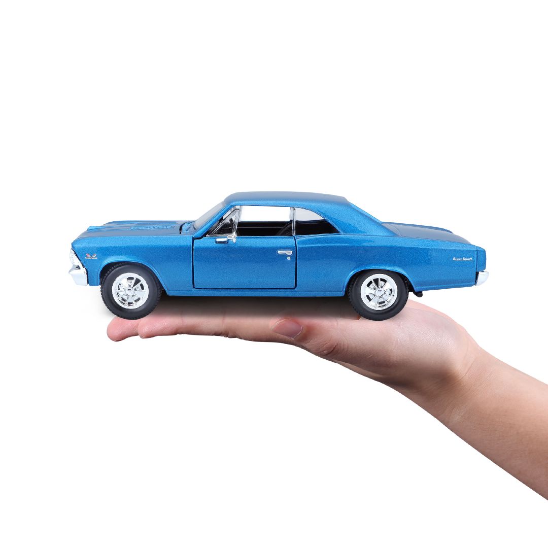 Maisto 1/24 SE 1966 Chevrolet Chevelle SS 396 (Metallic Blue)