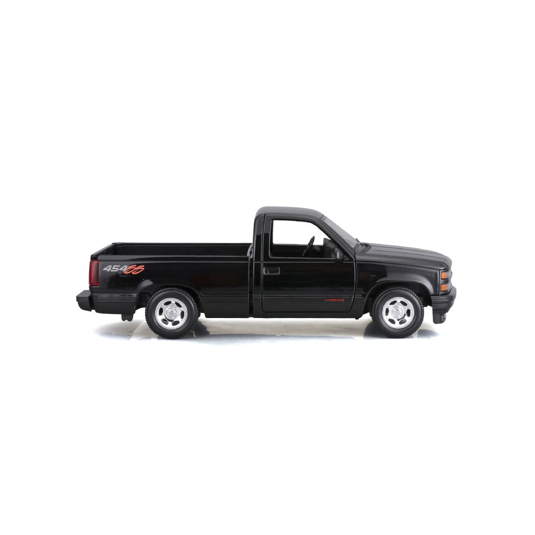Maisto 1/24 SE 1993 Chevrolet 454 SS Pickup Truck - Black