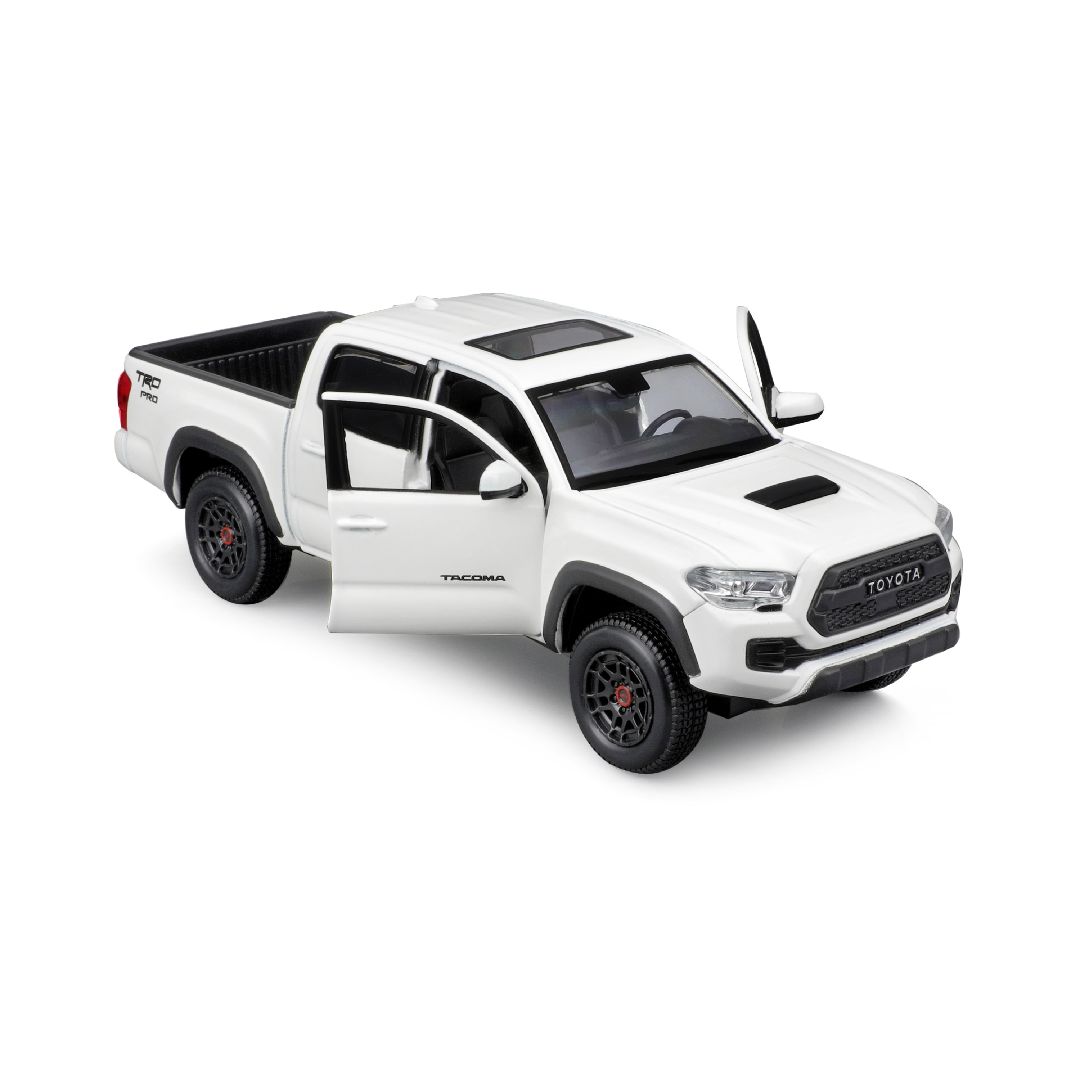 Maisto 1/27 SE 2023 Toyota Tacoma TRD Pro - White