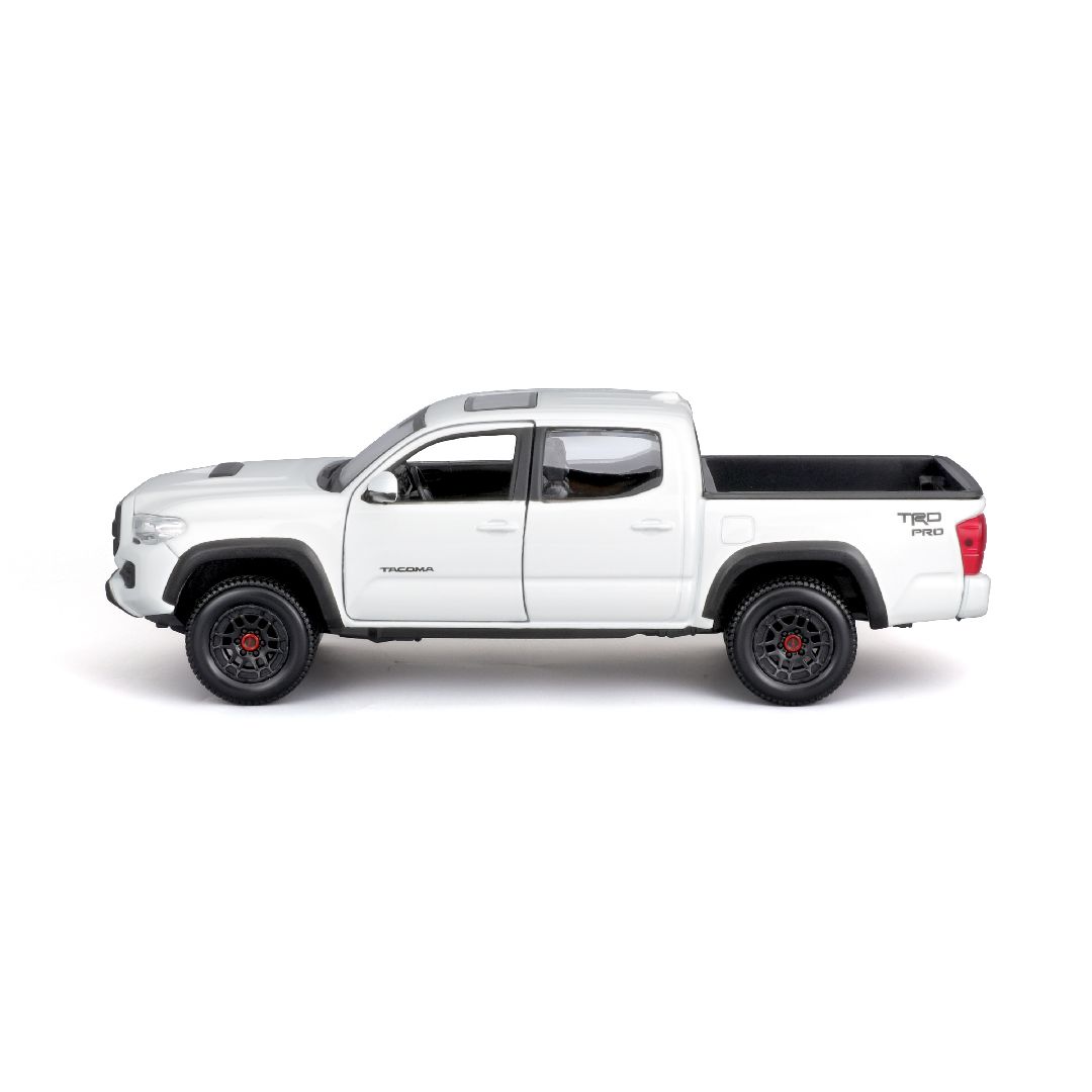 Maisto 1/27 SE 2023 Toyota Tacoma TRD Pro - White