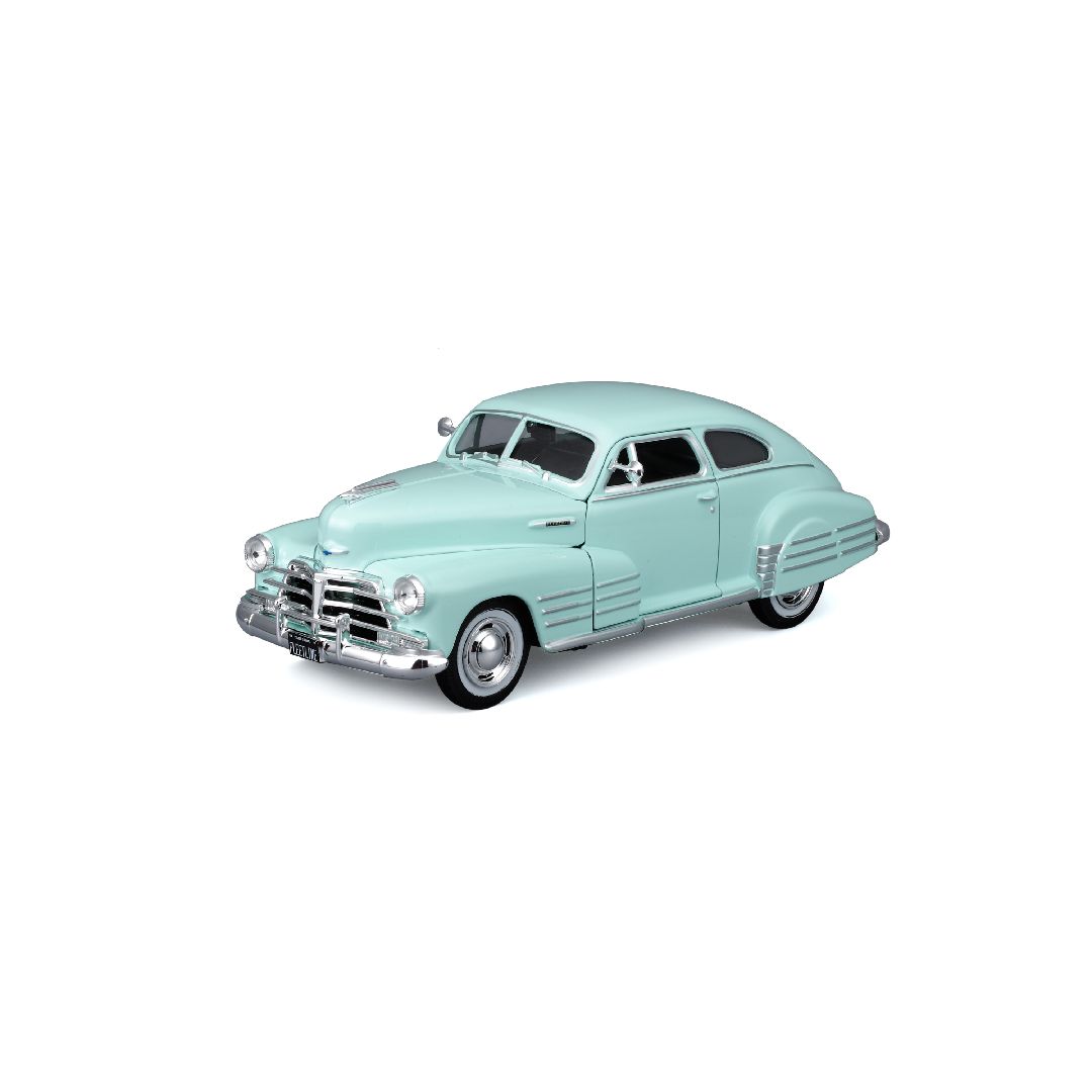 Maisto 1/24 SE 1948 Chevrolet Fleetline Aerosedan - Light Green