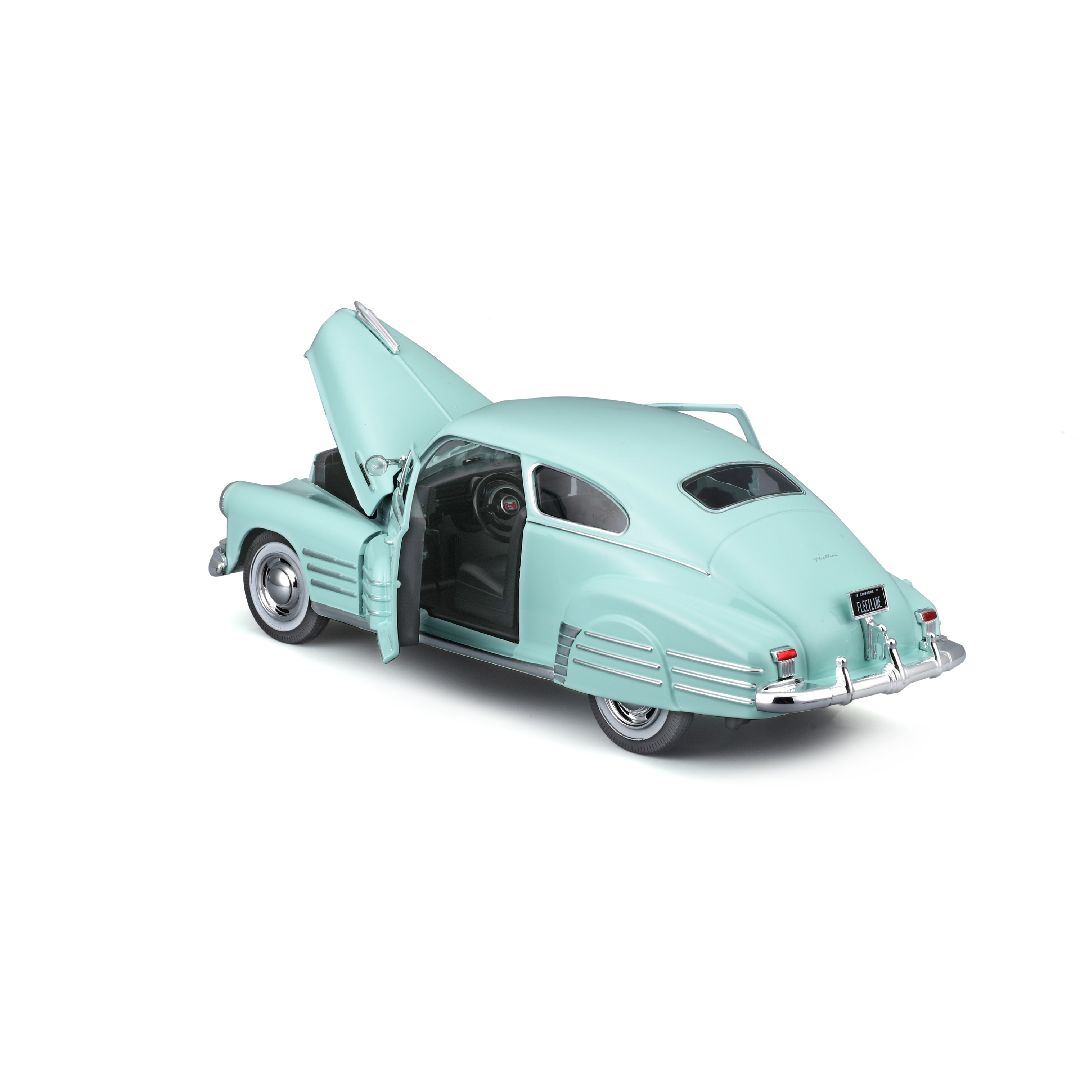 Maisto 1/24 SE 1948 Chevrolet Fleetline Aerosedan - Light Green