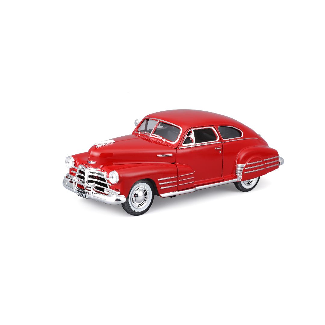 Maisto 1/24 SE 1948 Chevrolet Fleetline Aerosedan - Red