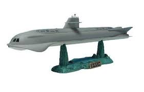 Moebius Voyage to the Bottom of the Sea Seaview 1/350 Model Kit - Click Image to Close
