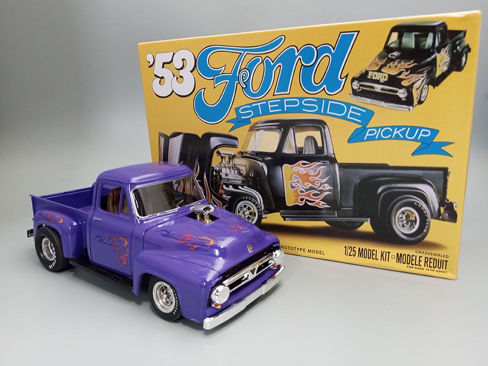 MPC 1/25 1953 Ford Pickup Flip-Nose