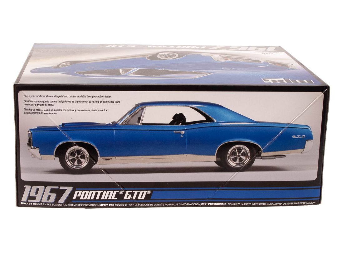 MPC 1967 Pontiac GTO Molded in White 1/25 Model Kit (Level 2) - Click Image to Close