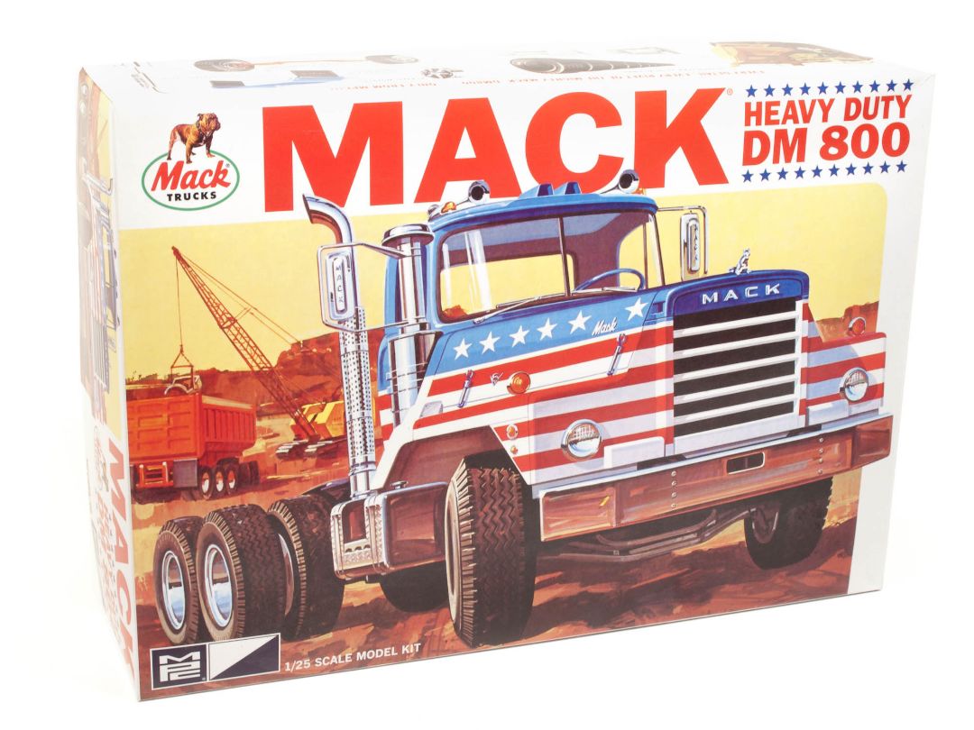 MPC Mack DM800 Semi Tractor 1/25 Model Kit - Click Image to Close