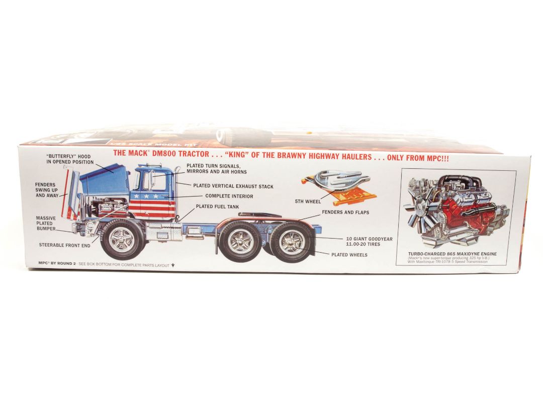 MPC Mack DM800 Semi Tractor 1/25 Model Kit