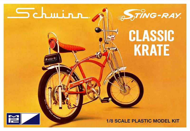 AMT Schwinn Sting Ray 5/Speed Bicycle 1/8 Model Kit (Level 2)