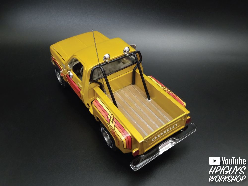 MPC 1/25 1981 Chevy Stepside Pickup Sod Buster Model Kit