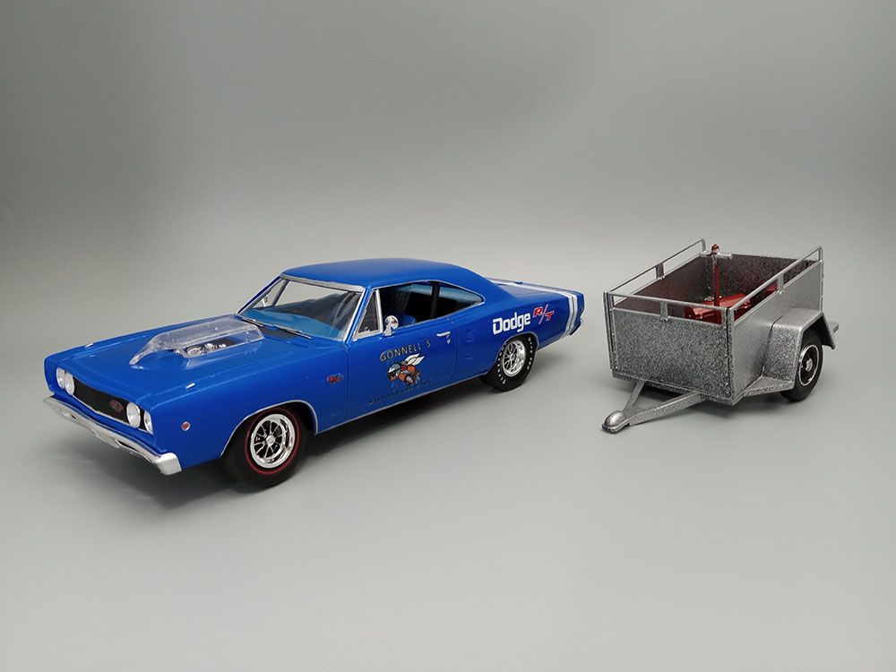 MPC 1/25 1968 Dodge Coronet Hardtop w/ Trailer Model Kit