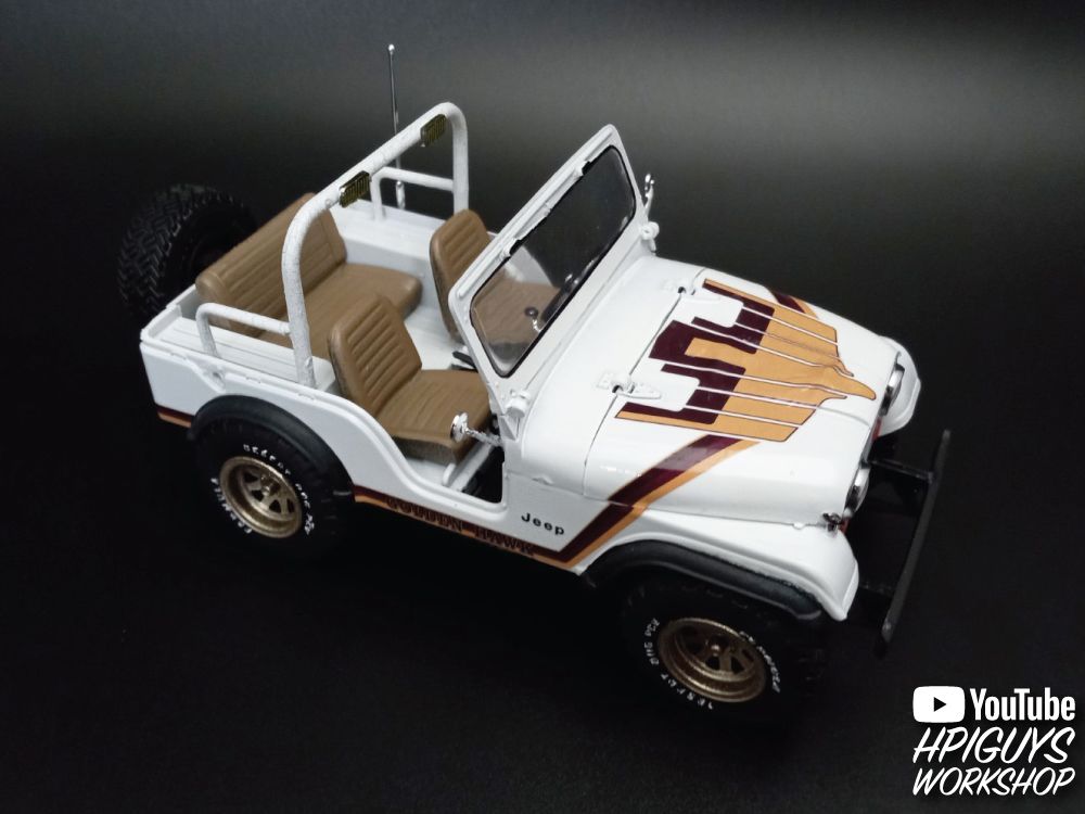 MPC 1/25 1981 Jeep CJ5 Golden Hawk Model Kit (Level 2)