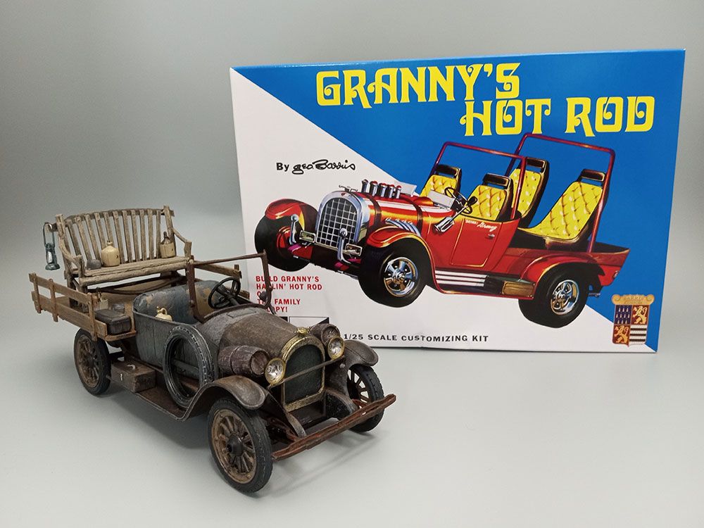AMT 1/25 Granny's Hot Rod George Barris