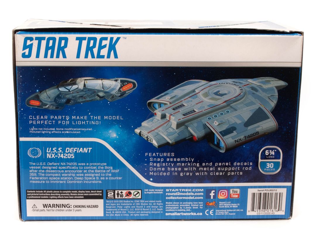 Polar Lights Star Trek U.S.S. Defiant 1/1000 Model Kit (Level 2) - Click Image to Close