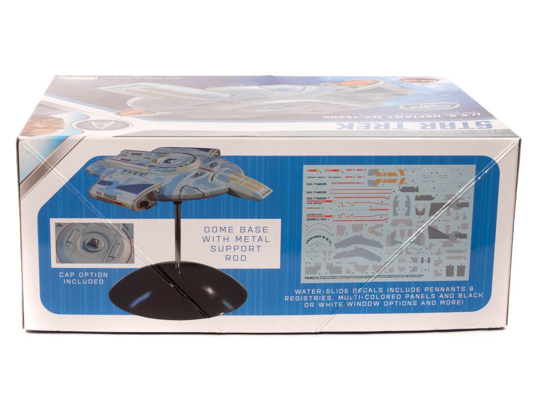 Polar Lights Star Trek U.S.S. Defiant 1/1000 Model Kit (Level 2) - Click Image to Close