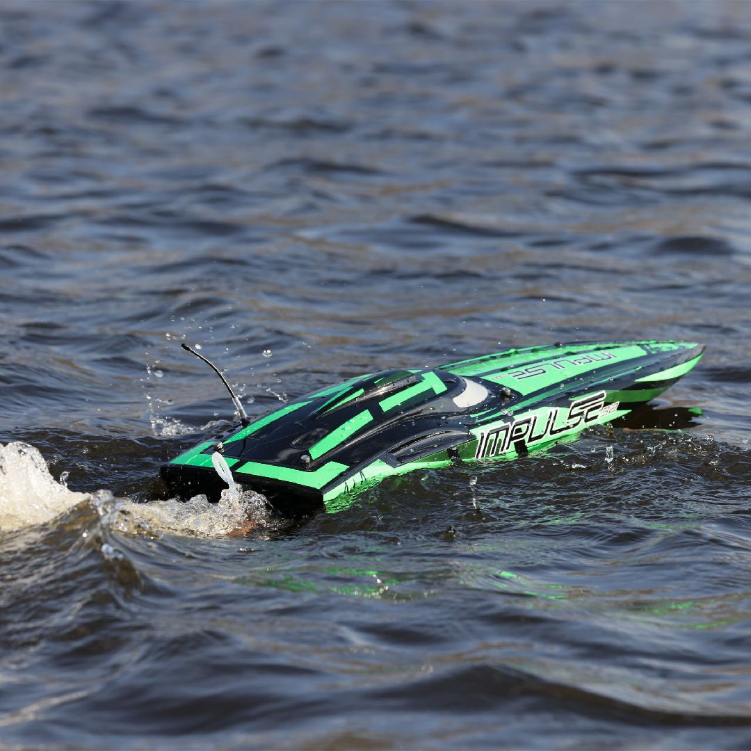 Pro Boat Impulse 32, Deep-V, Blx, Smart RTR - Black/Green
