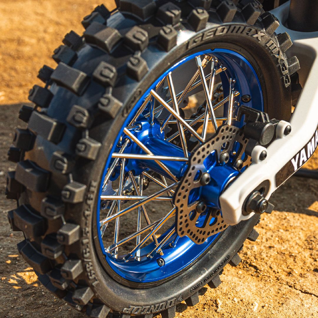 Pro-Line Pro-Spec Aluminum Rear Hub, Blue: Promoto-MX