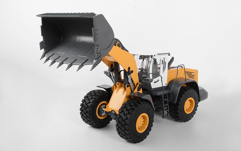 RC4WD 1/14 Scale Earth Mover 870K Hydraulic Wheel Loader w/Whit
