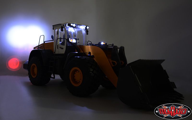 RC4WD 1/14 Scale Earth Mover 870K Hydraulic Wheel Loader w/Whit