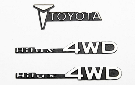 RC4WD 1/10 Metal Emblem for Tamiya Hilux - Click Image to Close