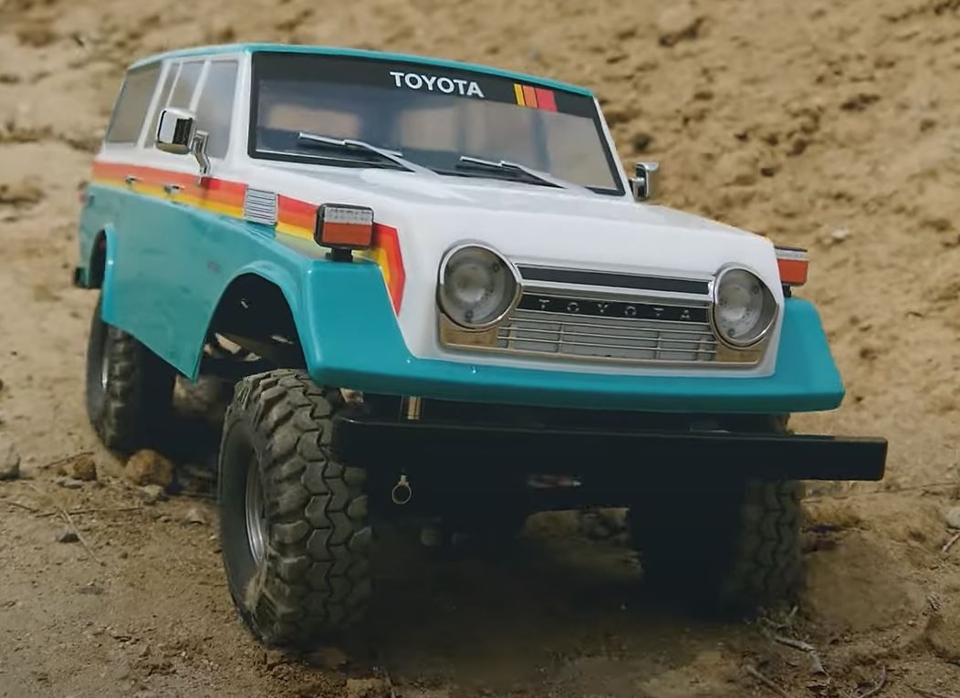 RC4WD 1/10 Trail Finder 2 LWB 1980 Toyota Land Cruiser 4x4 Kit