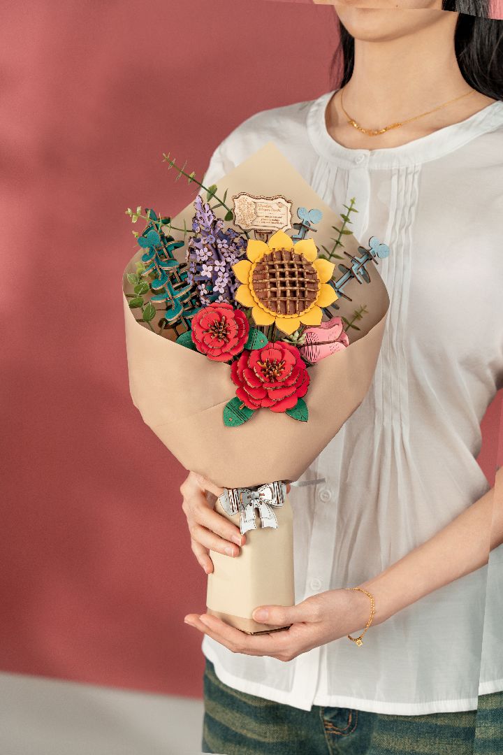 Rowood Wooden Flower Bouquet - Click Image to Close