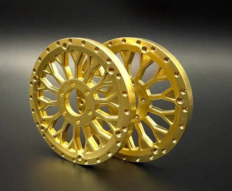 Reefs Brass 2.2 "SHIELD" Wheel Face (2)