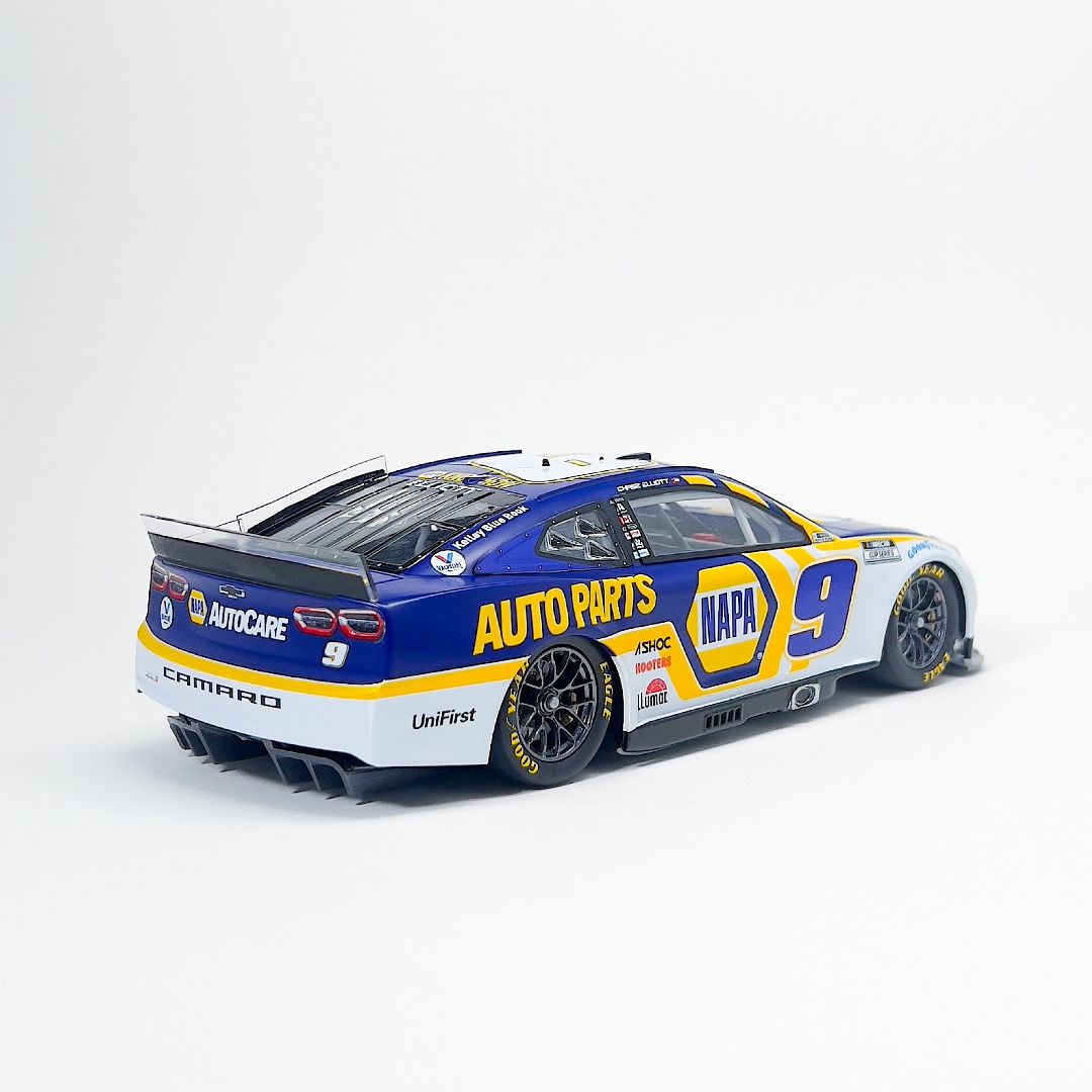 Salvinos JR 1/24 Hendrick Motorsports C. Elliot 2022 Camaro