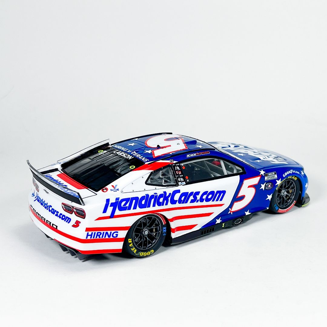 Salvinos JR 1/24 Hendrick - Kyle Larson 2022 Camaro Patriotic