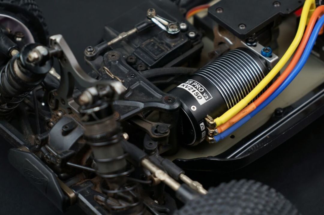 SkyRC TORO X8 Pro V3 Brushless Motor for 1/8 scale (2150kv) - Click Image to Close