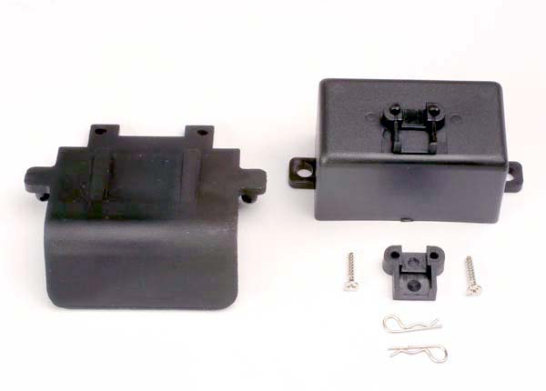 Traxxas Bumper (Rear)/ Battery Box/ Body Clips (2),EZ-Start Mount, 3x10cst (2)