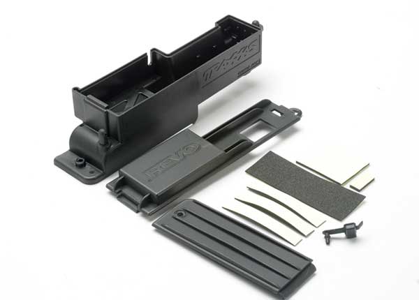 Traxxas Electronics box, right/ box cover/ charge jack plug (rub - Click Image to Close
