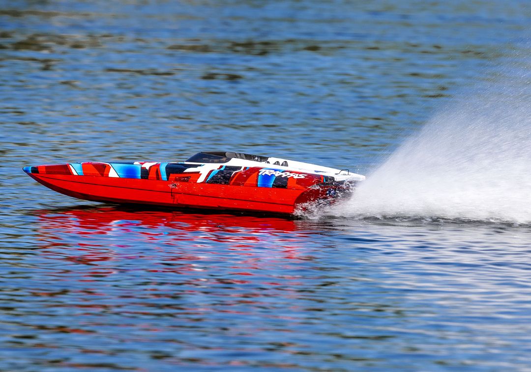 Traxxas DCB M41 Widebody 40" Catamaran Race Boat RedR - Click Image to Close